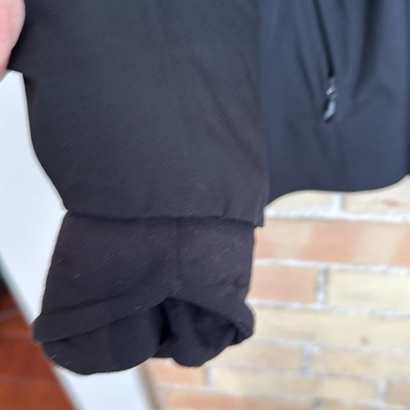 Lululemon Black Hooded Rain Jacket - Picture 2 of 7